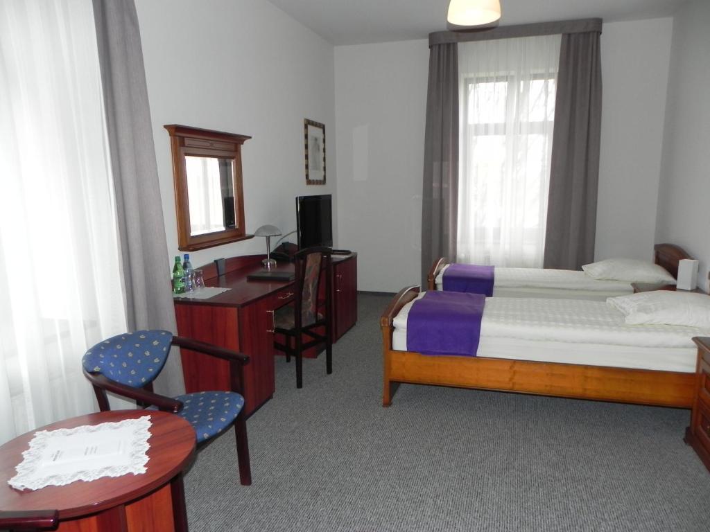 Pensjonat Galery Swiebodzice Room photo