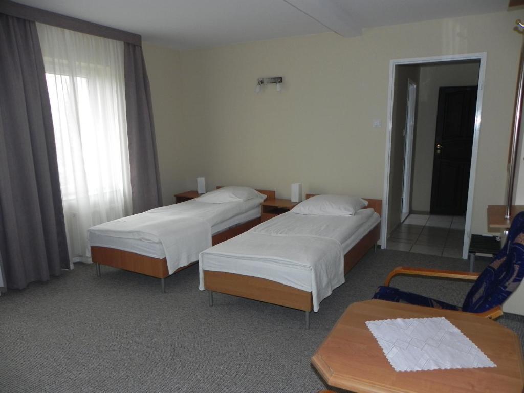 Pensjonat Galery Swiebodzice Room photo