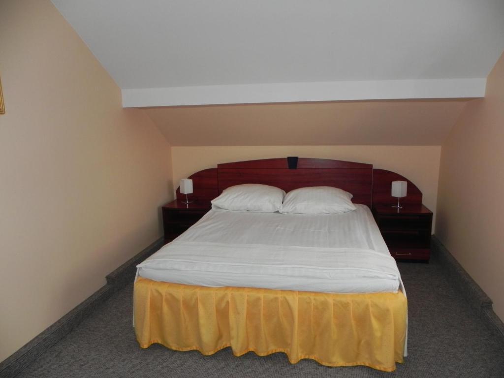 Pensjonat Galery Swiebodzice Room photo